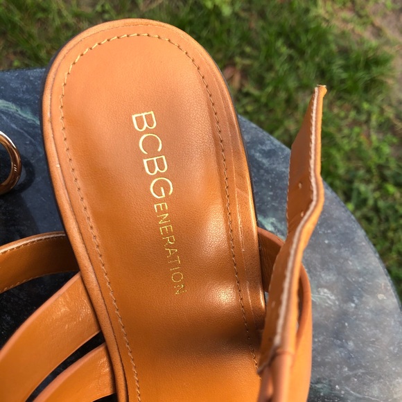 BCBGeneration Strap Sandals Sz. 9.5 NWOT - Picture 10 of 13